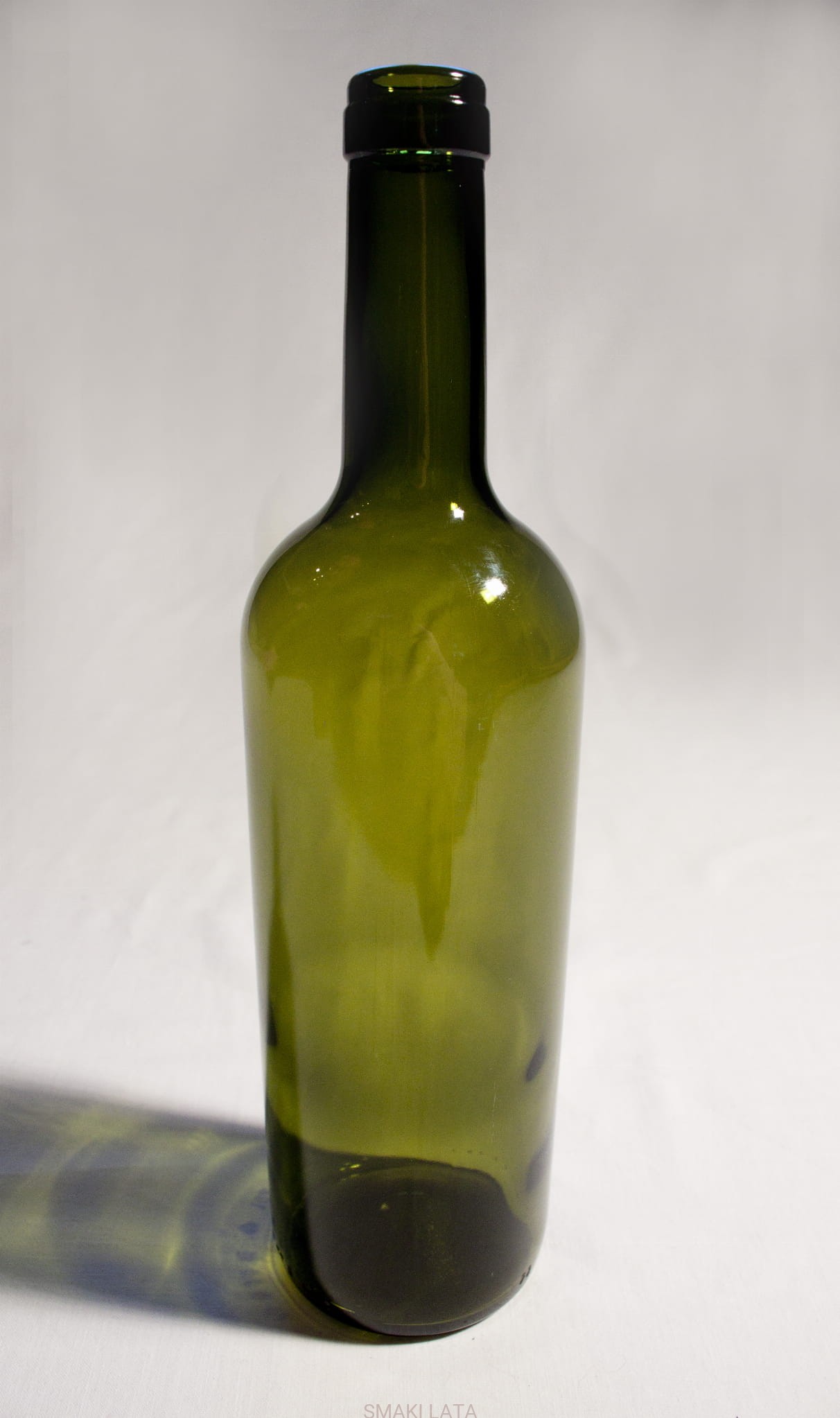 Butelka na wino białe 750 ml (0,75 l) przezroczysta